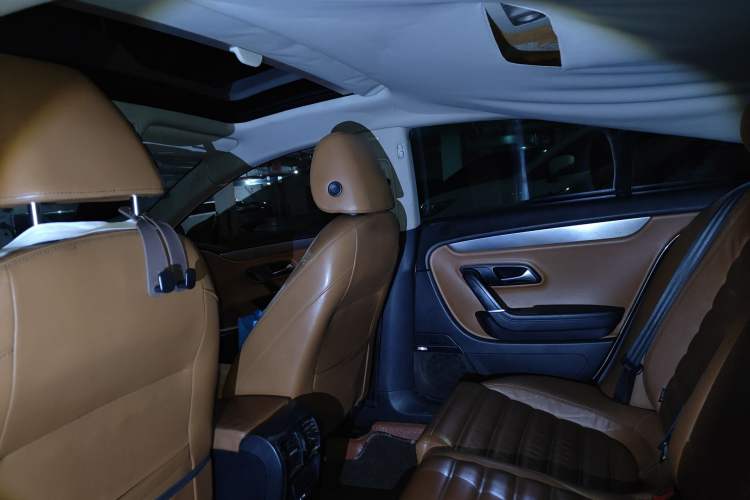 Used Volkswagen FAW-Volkswagen CC 2012 1.8TSI Luxury Model Headliner