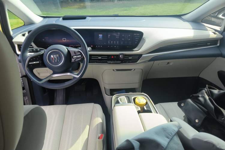 Used Buick Century 2023 2.0T Six-Seater Yinshi Edition