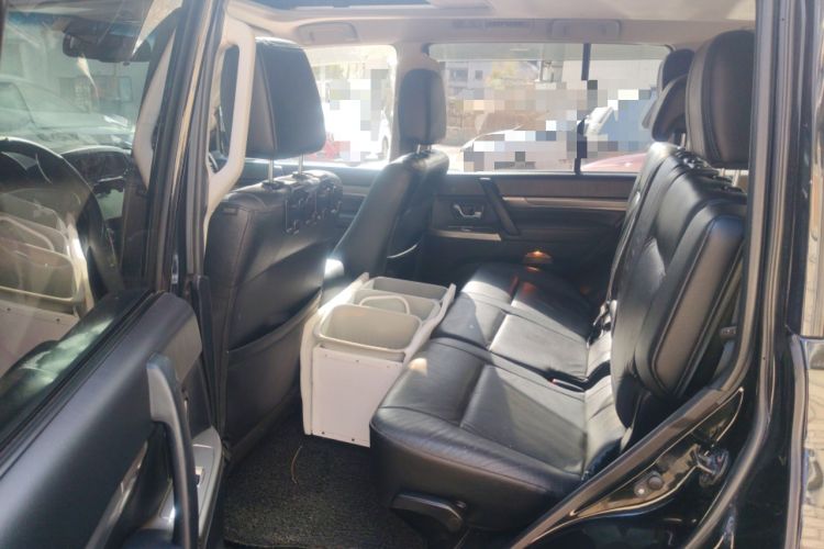 Used Mitsubishi Pajero 2012 3.0L Elite Edition