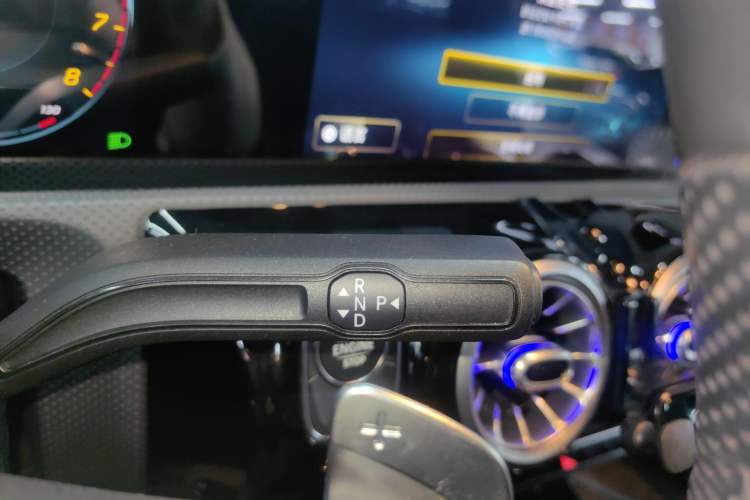 Used Mercedes-Benz A-Class 2020 Restyled A 200 L Sport Sedan Fashion Version