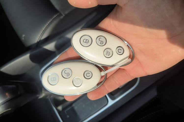 Used BYD Song MAX 2017 1.5T Automatic Smart Connect Luxury 7-Seater Vehicle Key