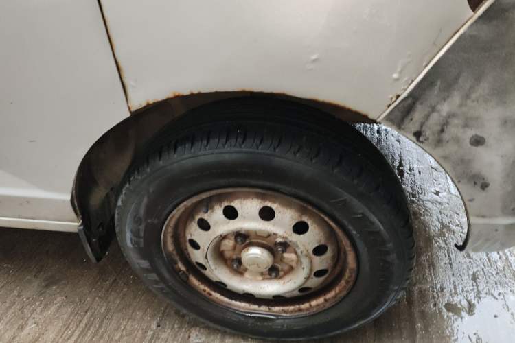 Used Wuling Rongguang 2014 1.2L S Base Model
