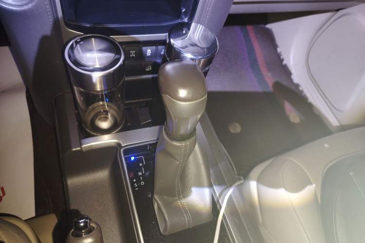 Used Toyota Prado  Gear Lever