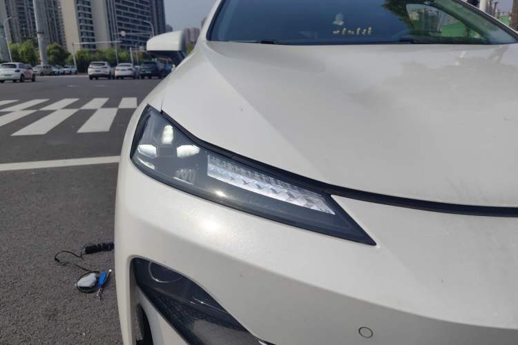 Used Deepal SL03 2022 515 Pure Electric Version Right Front Headlight