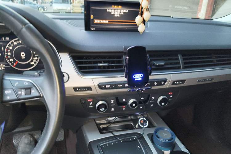 Used Audi Q7 2019 45 TFSI Comfort Model
