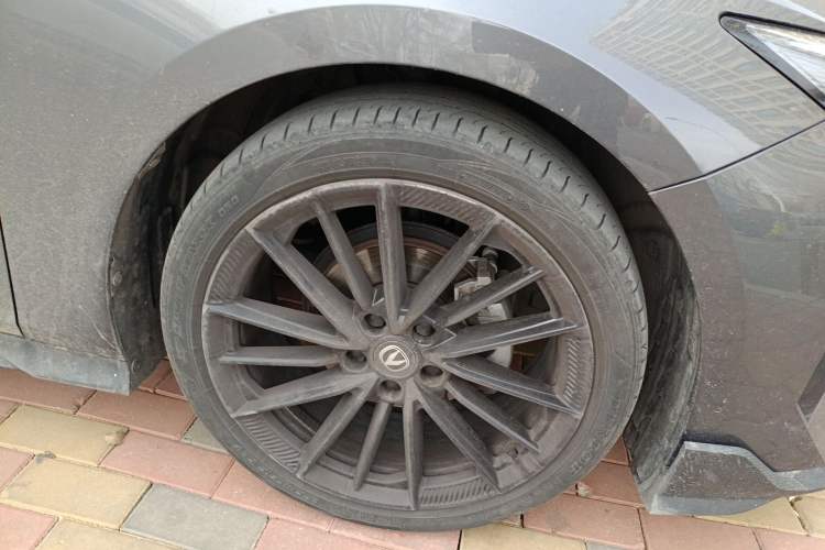 Used CHANGAN UNI-V 2024 1.5T Prestige Sport Edition
