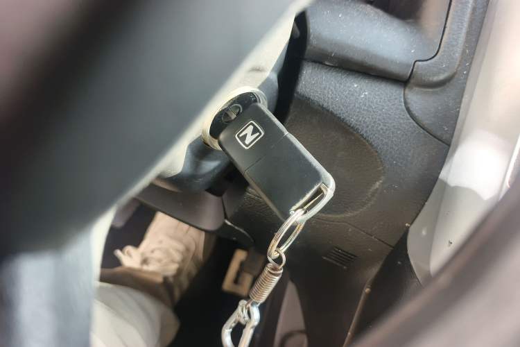 Used Zotye Z300 2016 New Vision 1.5L Manual Entry-Level Model
