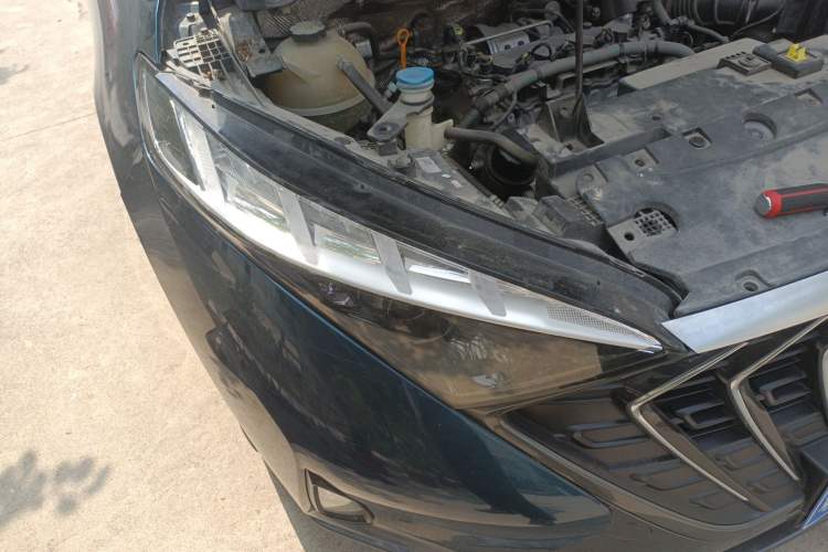 Used Haima 7X 2020 1.6 TGDI Automatic Luxury Model Right Front Headlight