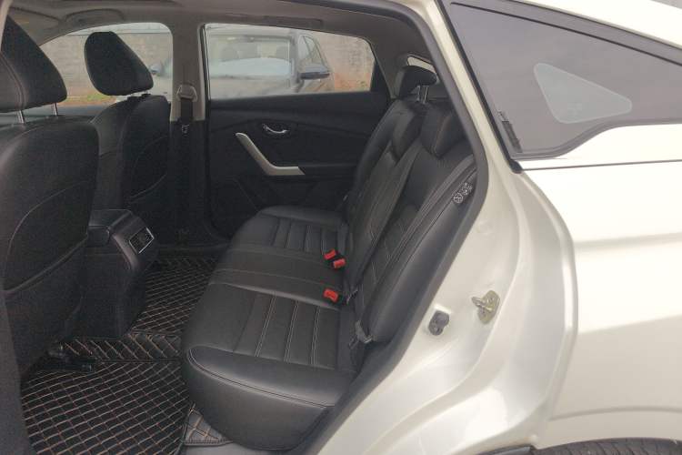 Used Venucia T90 2017 2.0L CVT Smart Edition
