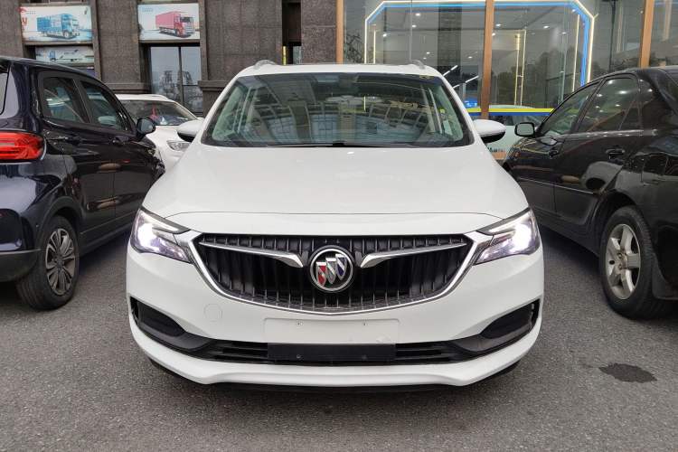 Used Buick GL6 2021 323T Mild Hybrid Connect Luxury Model
