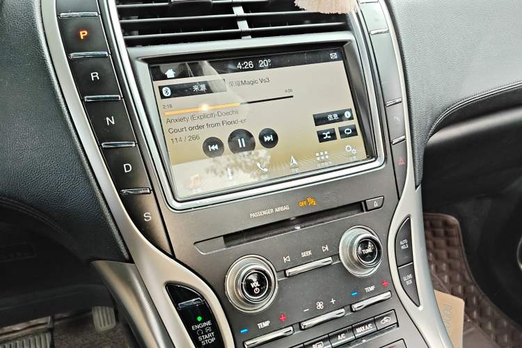 Used Lincoln MKX 2018 2.0T Two-Wheel Drive Deluxe Edition Audio And AC Panel