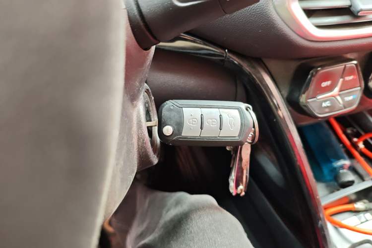 Used GAC Trumpchi GS4 2018 235T Manual Two-Wheel Drive Elite Edition Vehicle Key