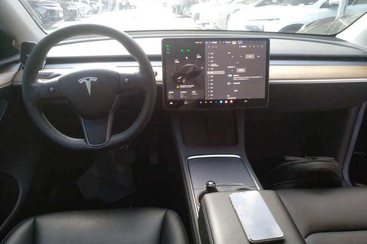 Used Tesla Model Y 2022 Rear-Wheel-Drive Version