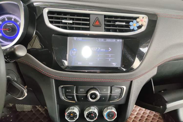 Used Brilliance V3 2016 1.5T Automatic Elite Model Audio And AC Panel