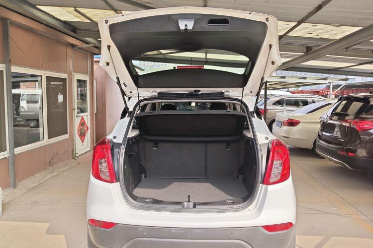 Used Buick Encore 2018 18T Automatic Two-Wheel Drive Urban Leading Model
