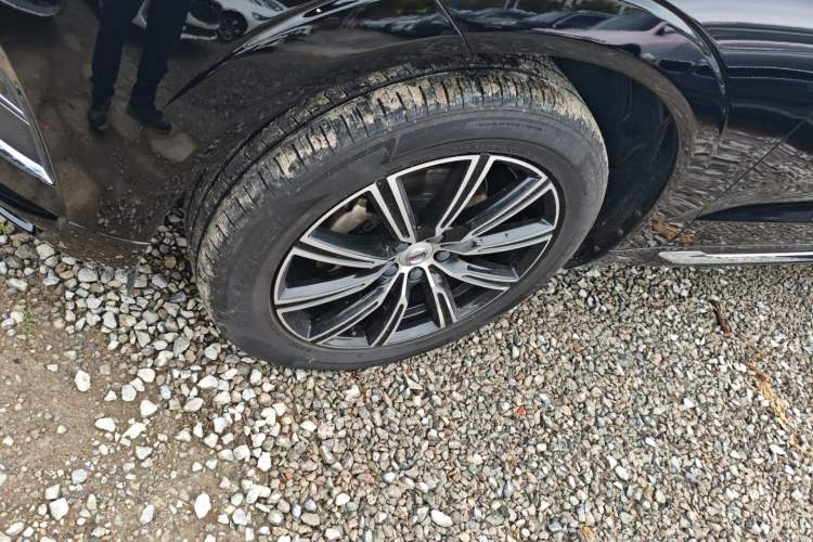 Used Volvo XC60 2021 T5 4x4 Smart Luxury Edition
