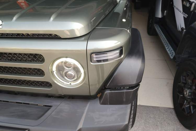 Used 212 T01 2024 2.0T Mechanic
