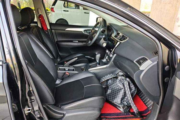 Used Nissan Sylphy 2021 Classic 1.6XE CVT Comfort Edition Right Front Seat