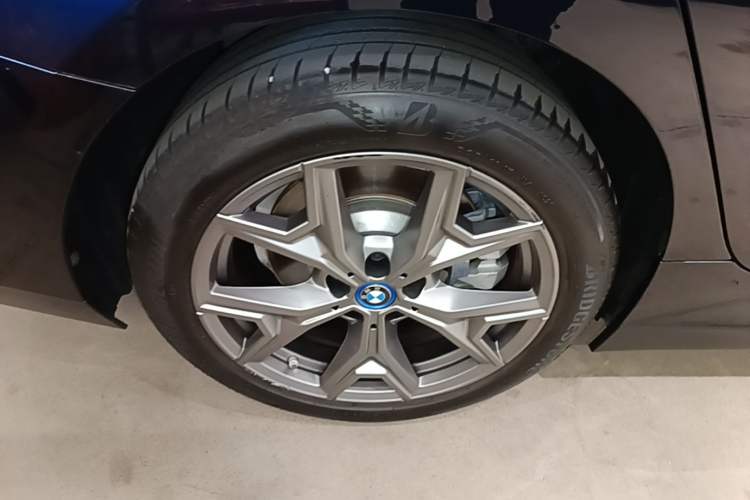 Used BMW i3 2024 eDrive 35 L
