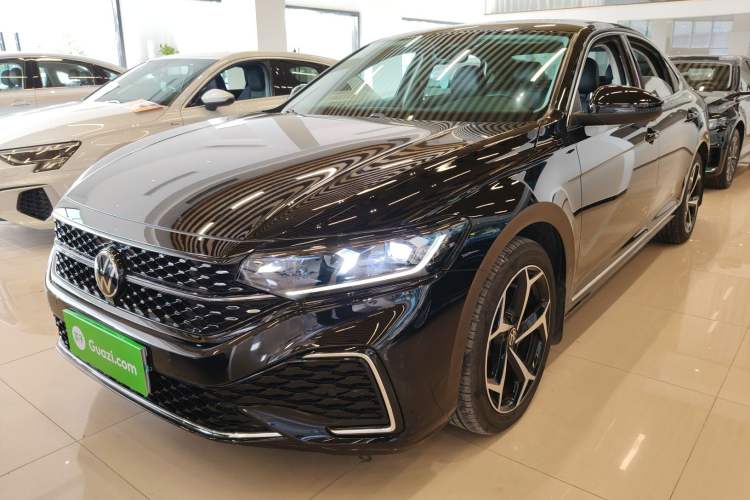 Used Volkswagen Passat 2023 330TSI Starry Elite Edition