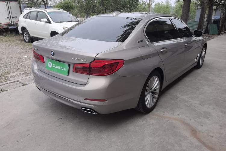 Used BMW 5 Series New Energy 2019 Updated Version 530Le Luxury Package Rear Right 45 Deg