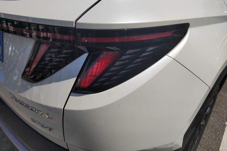 Used Hyundai Tucson 2023 Tucson L 1.5T Automatic Two-Wheel Drive GLX Elite Edition Right Rear Taillight