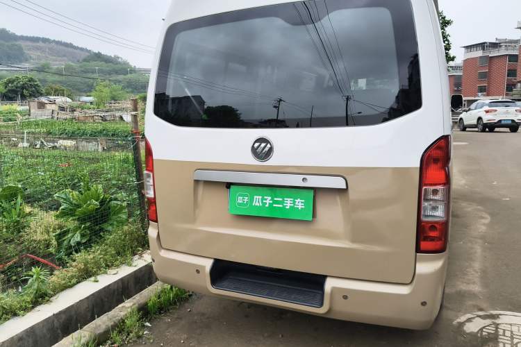 Used Foton Scenic G7 2021 2.4L Gasoline Commercial Version Long Wheelbase High Roof 6-Seater with Clear Windows Model 4K22D4M
