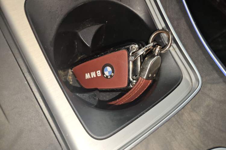 Used BMW X5 2022 Restyled xDrive 30Li Luxury Version M Sport Package
