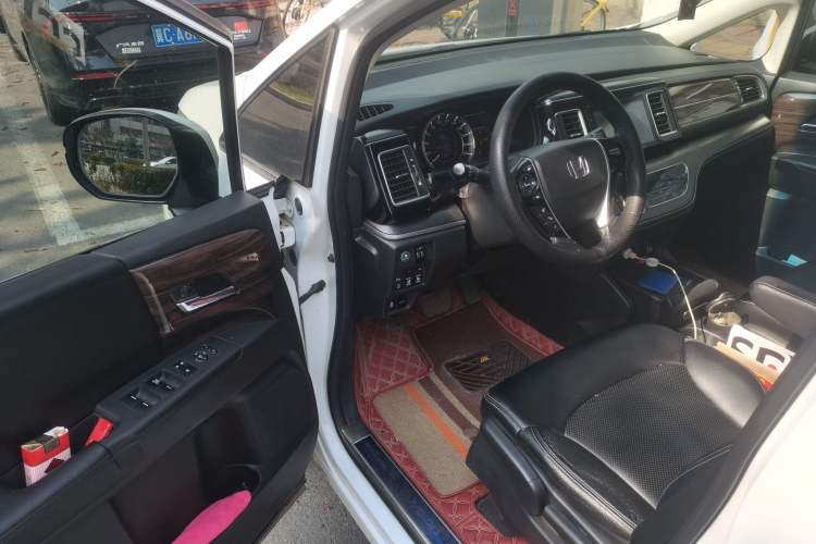 Used Honda Elysion 2016 2.4L Classic Edition
