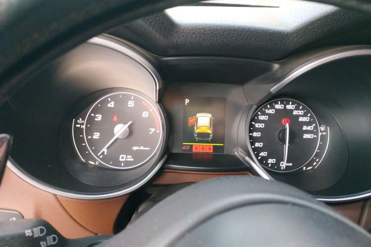 Used Alfa Romeo Stelvio 2017 2.0T 200HP Elite Edition