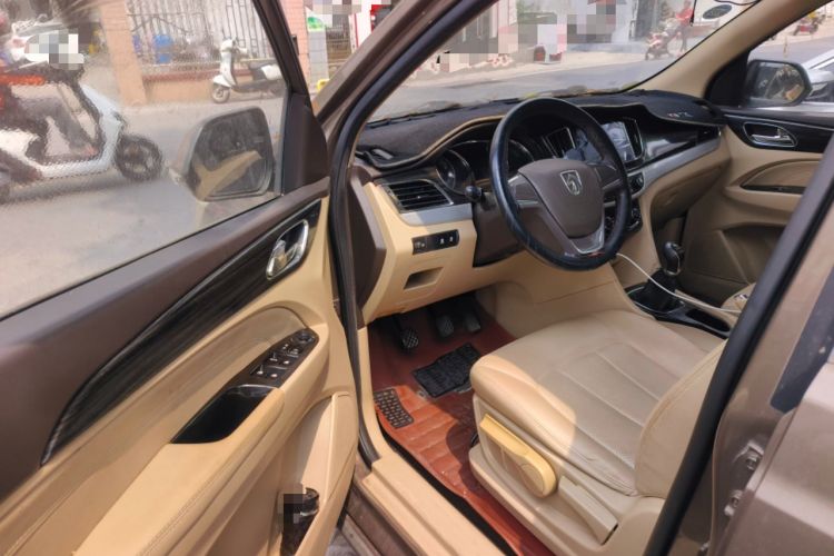 Used Baojun 730 2016 1.5L Manual Comfort Version 7 Seats China V Emission Standard
