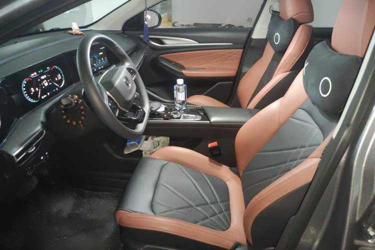 Used CHANGAN Eado 2023 Changan Edition PLUS Blue Whale NE 1.4T GDI DCT Prestige Version Left Front Seat