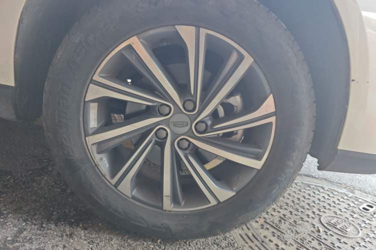 Used Geely Auto Vision X6 2021 PRO 1.4T Manual Luxury Model
