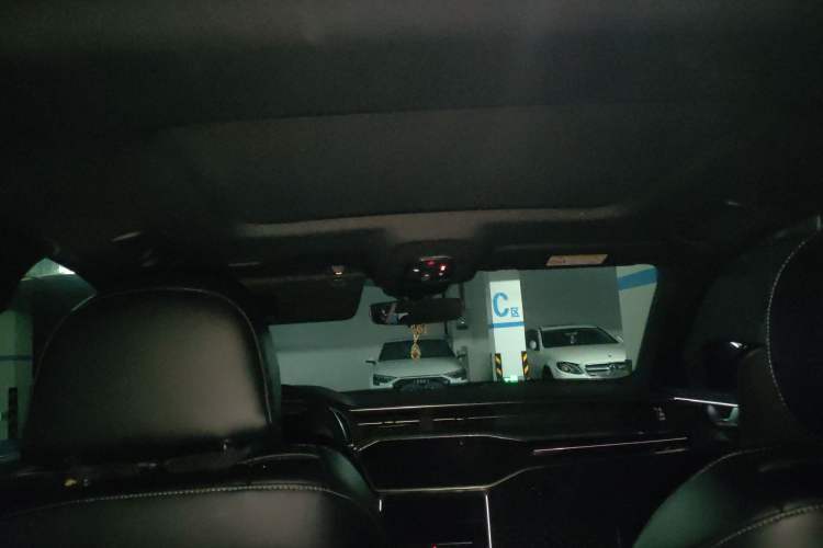 Used Audi A6L 2022 40 TFSI Luxury Dynamic Model Headliner