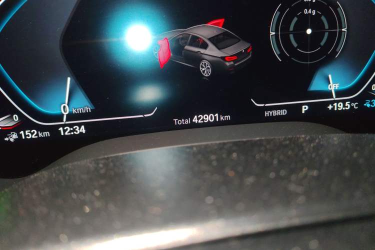 Used BMW 5 Series New Energy 2021 Restyled 535Le M Sport Package Odometer Close Up