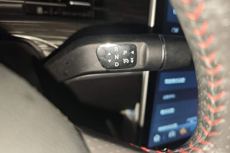 Used NETA V 2022 Chao 400 Lite Gear Lever