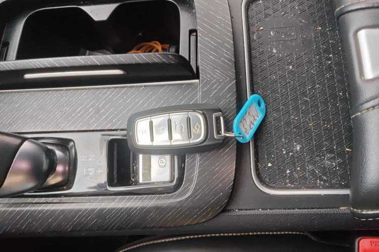 Used Venucia V 2023 260T Idol Edition Pro Vehicle Key