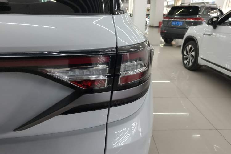 Used Dongfeng Aeolus AX7 2023 Mach Edition 1.5T DCT DF31
