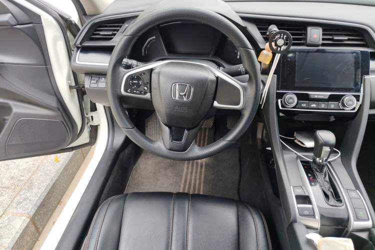 Used Honda Civic 2019 180TURBO CVT Shangdong Edition China VI Steering Wheel