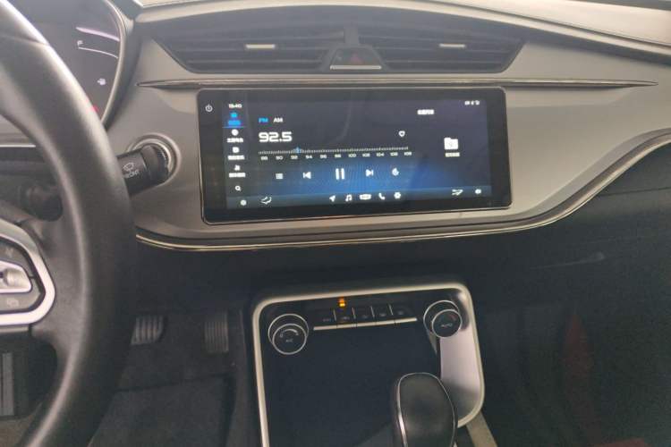 Used Geely Auto Binray 2018 14T CVT Binyi Edition Audio And AC Panel