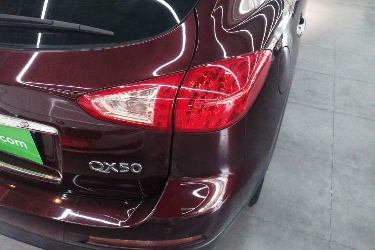 Used Infiniti QX50 2013 2.5L 4x4 Elegant Edition