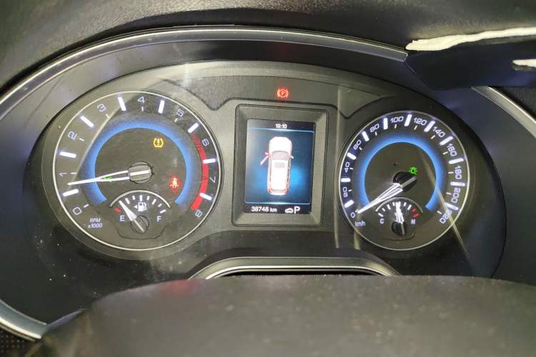 Used Haval H2 2018 Chuanxiang Edition 1.5T Dual-Clutch Two-Wheel Drive ZhiShang Model China V Standard