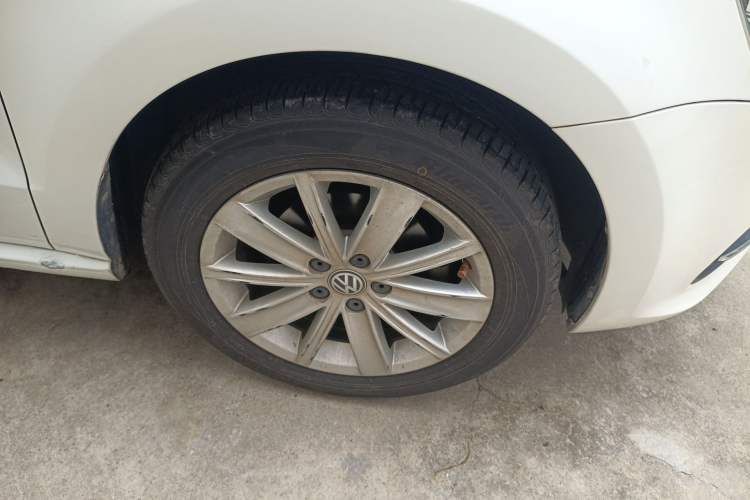 Used Volkswagen Polo 2014 1.6L Automatic Comfort Edition