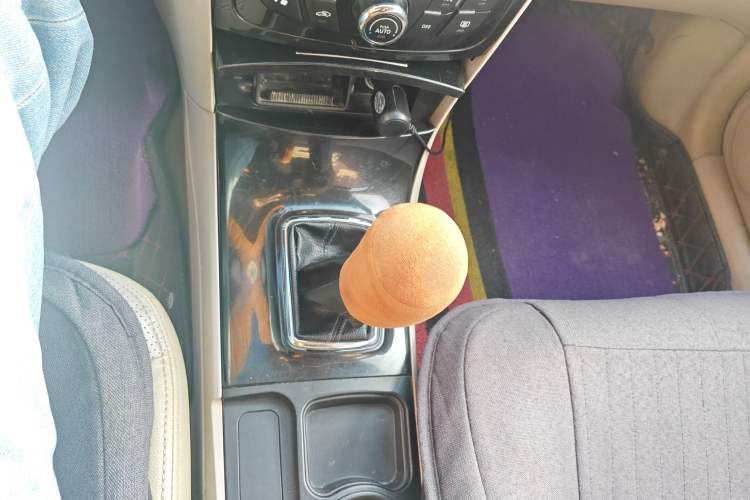 Used Geely Auto GC7 2012 1.8L Manual Luxury Model
