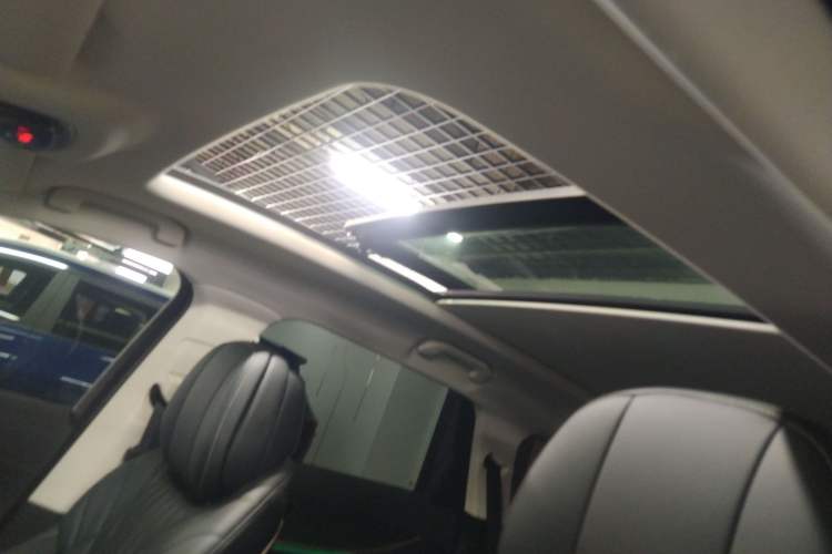 Used Chery Tiggo 9 2023 2.0T Dual-Clutch Two-Wheel Drive Luxury Edition 5 Seats Headliner