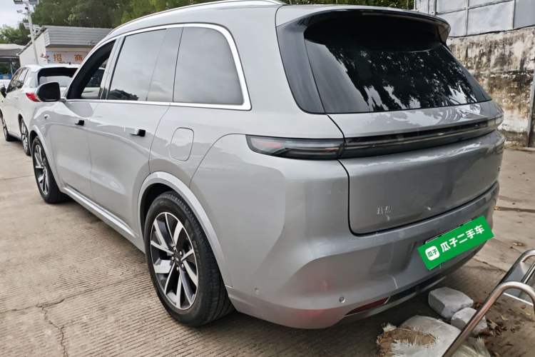 Used Li Auto L8 2023 Pro Model
