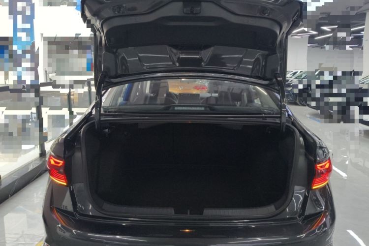 Used Volkswagen Sagitar 2023 300TSI DSG Excellence Edition Trunk