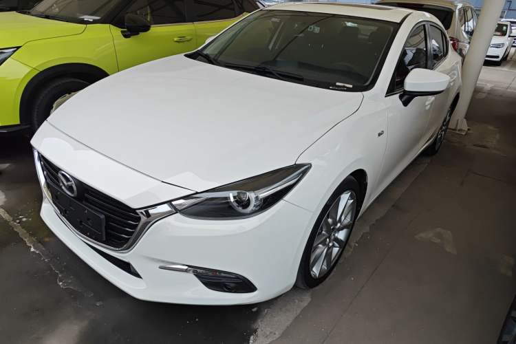 Used Mazda 3 Axela 2017 Sedan 2.0L Automatic Prestige Model China VI Standard