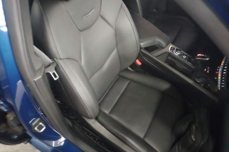 Used Cadillac CT5 2021 28T Luxury Model Right Front Seat