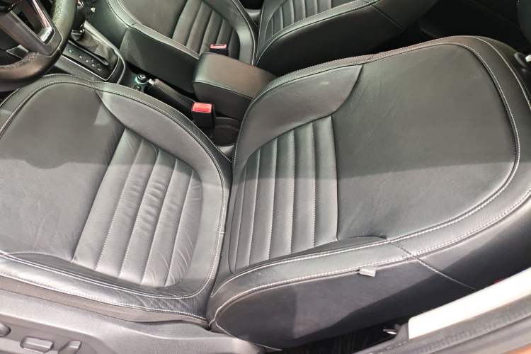 Used Skoda Yeti 2017 TSI280 DSG Prestige Edition Left Front Seat